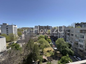 3 bedroom Tsentar, Dobrich