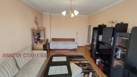 1 makuuhuone Bononija, Vidin