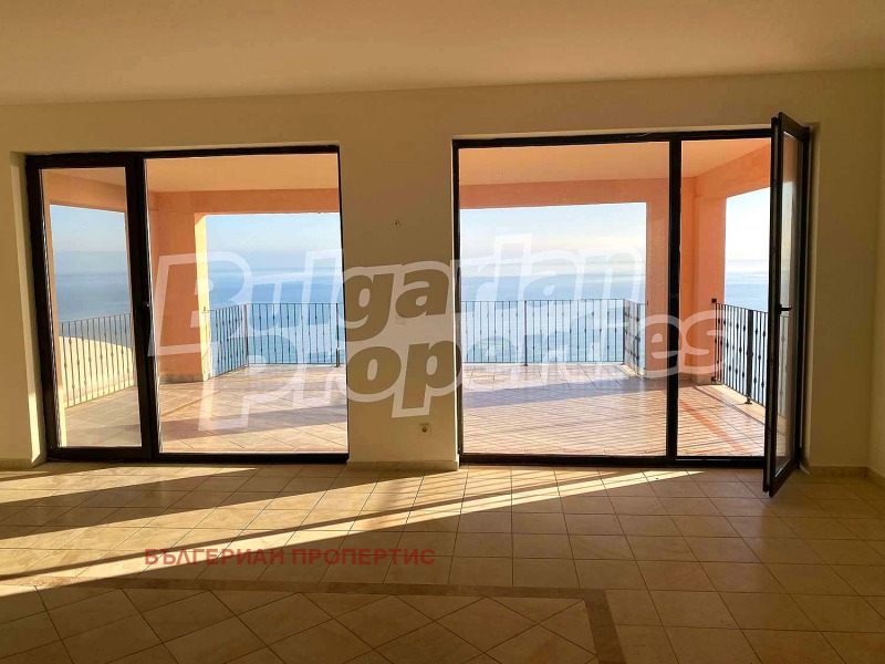 Na sprzedaż  3 sypialnie rejon Dobricz , Kawarna , 264 mkw | 82658518 - obraz [4]
