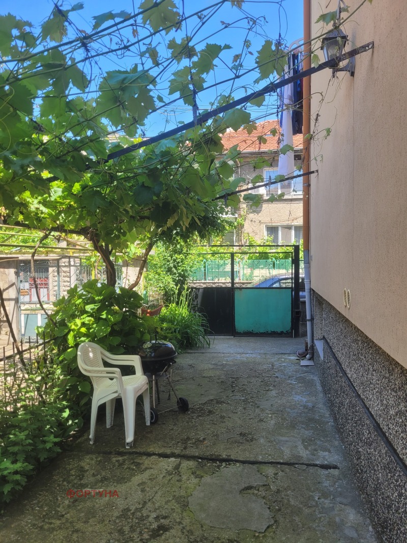 Te koop  Huis verdieping Ruse , Rodina 1 , 87 m² | 67797905 - afbeelding [15]