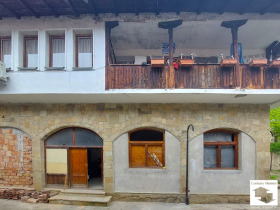 House Floor Asenov, Veliko Tarnovo