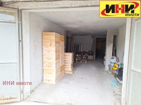 Garasje Tsentralen koop. pazar, Ruse