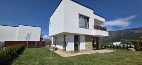 Dom Rudarci, region Pernika