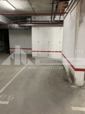 Garage Kjutsjuk Parizj, Plovdiv