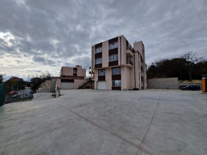Til leie  Studio Varna , Izgrev , 45 kvm | 24721062 - bilde [11]