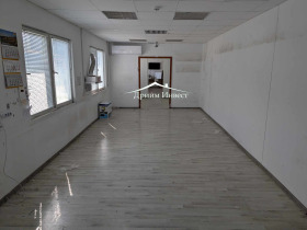 Αποθήκευση Ηνδυστρηαλνα ζονα - ΓΙΟΥγ, Πλοβδηβ