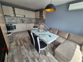 2 soverom Tri sjusjura - sever, Stara Zagora