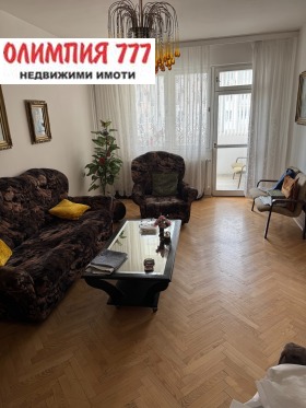 2 dormitorios Idealen tsentar, Pleven